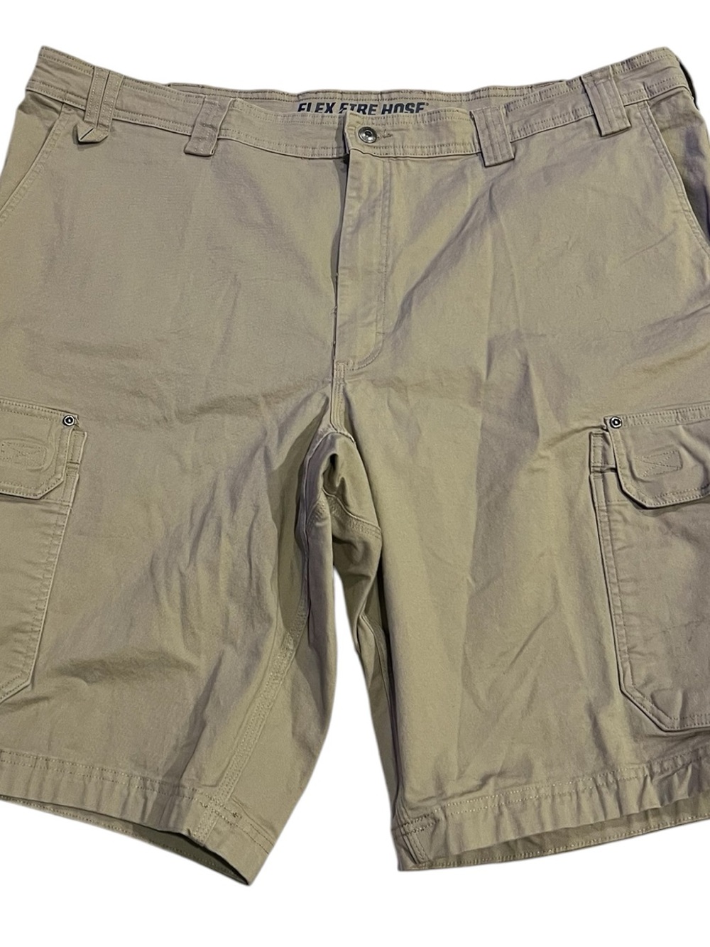 Duluth Trading Co Men Size 48 Flex Fire Hose Cargo Shorts Relaxed Fit Tan Canvas
